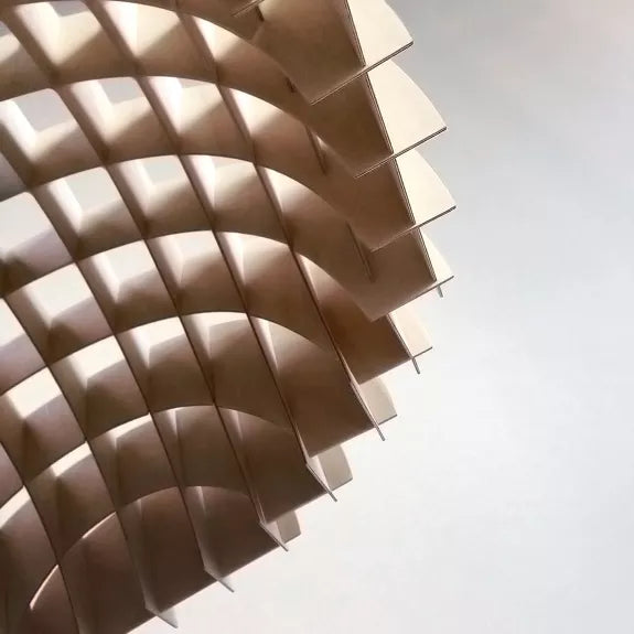 Arc Pendelleuchte aus Sperrholz